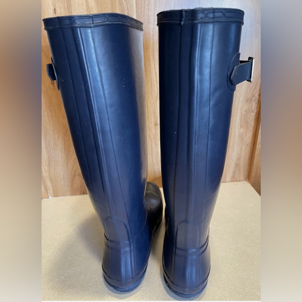 G.H. Bass & Co. Navy Winter Rain Boots - Picture 4 of 5